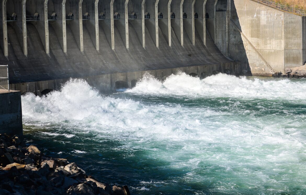 dam-gate-jackson-dam-grand-teton-national-park